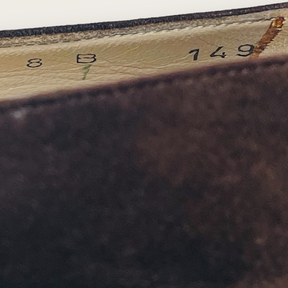 Vintage Salvatore Ferragamo Brown Suede and Leather Cap Toe Pumps Size 8 - Picture 8 of 12